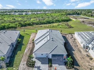8525 Shore Lake Dr, Englewood, FL 34224