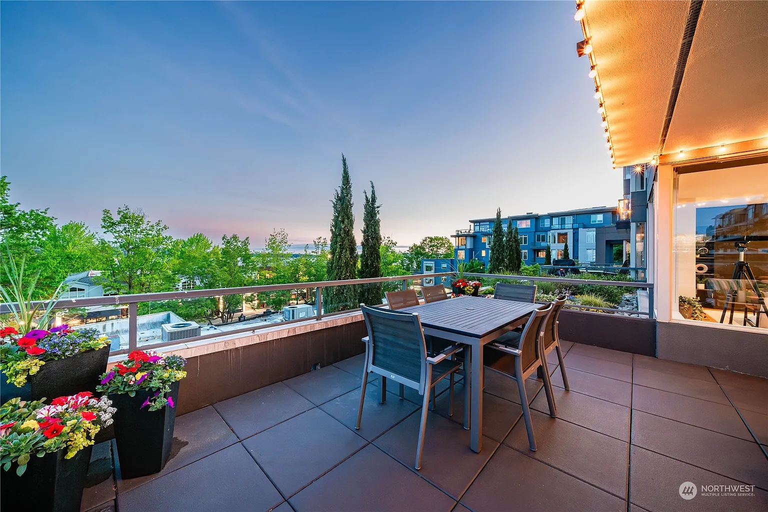 220 1st #101 photo 1