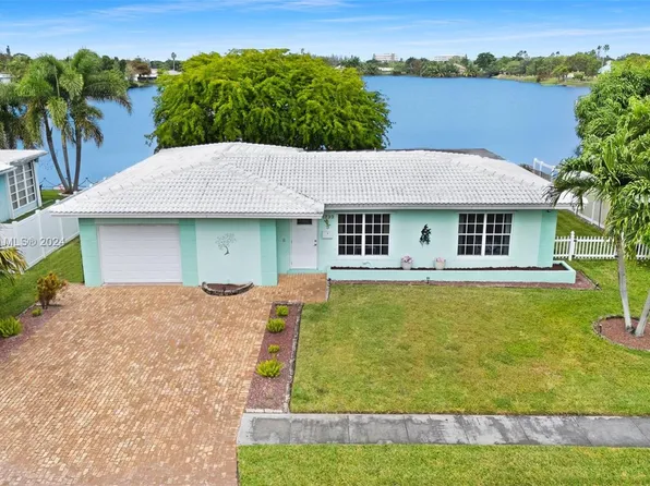 1733 NW 39th St, Oakland Park, FL 33309