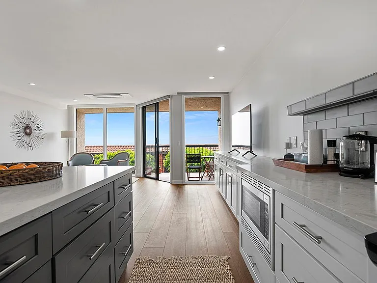 190 Del Mar Shores Ter #73 — Photo 18
