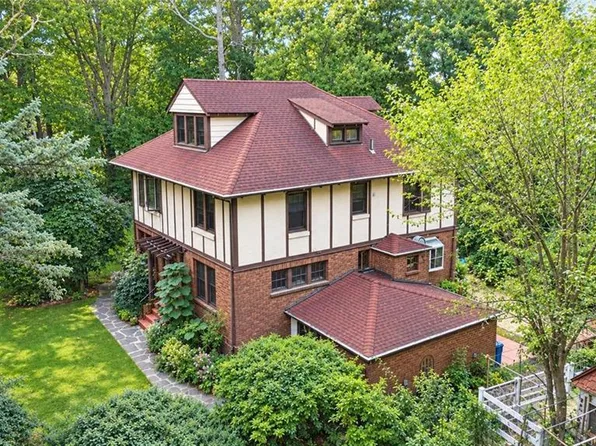 231 Douglas Rd, Staten Island, NY 10304