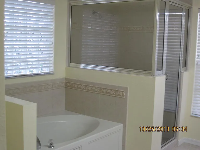 4509 SW 20th Pl — Photo 14