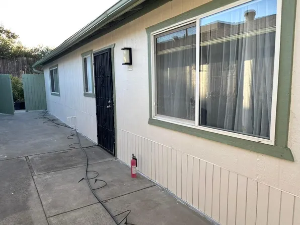 9525 Kelley Dr, Stockton, CA 95209