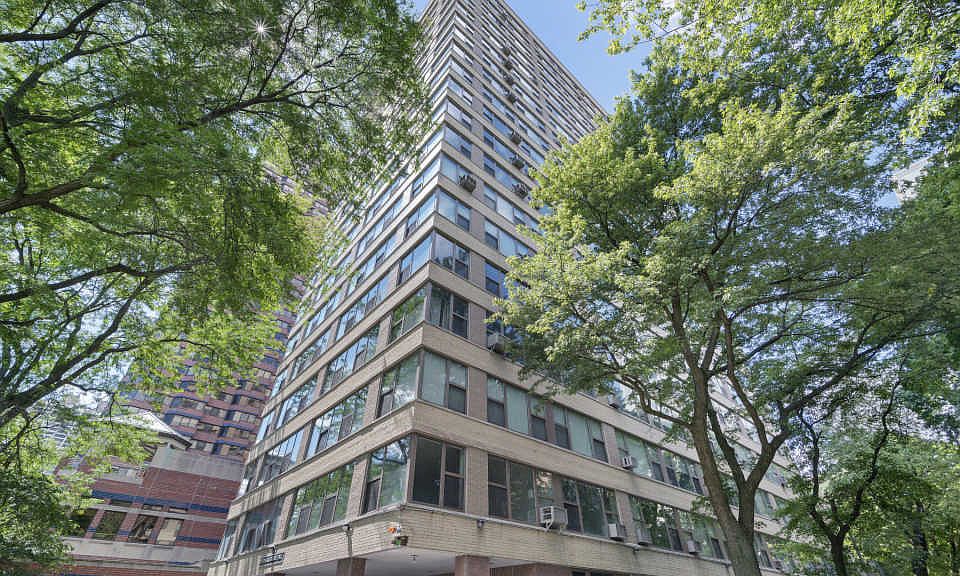 1st image of 2970 N Lake Shore Dr APT 10F
