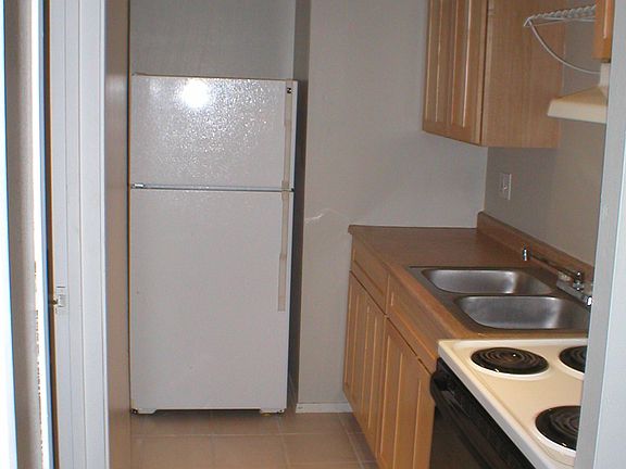 2nd image of 939 E Homer St APT 13