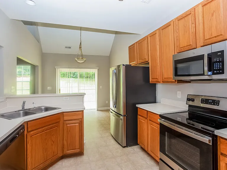 4215 Sebring Ct SW — Photo 8