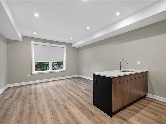 5th image of 4237 Bergen Tpke #4F