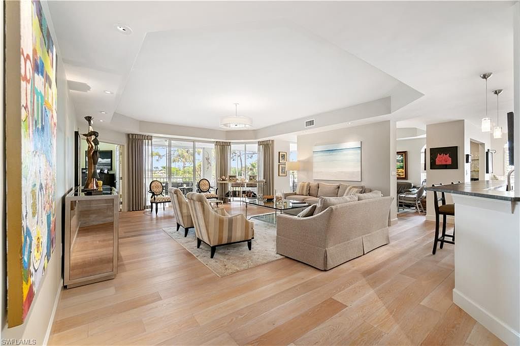 559 Audubon Blvd APT 201