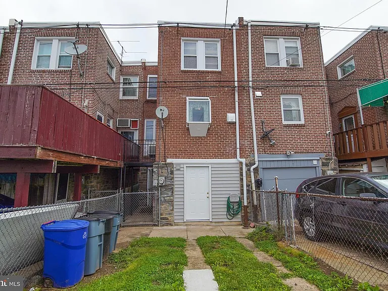 3416 Tyson Ave — Photo 2