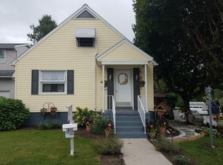 1304 E Caracas Ave, Hershey, PA 17033