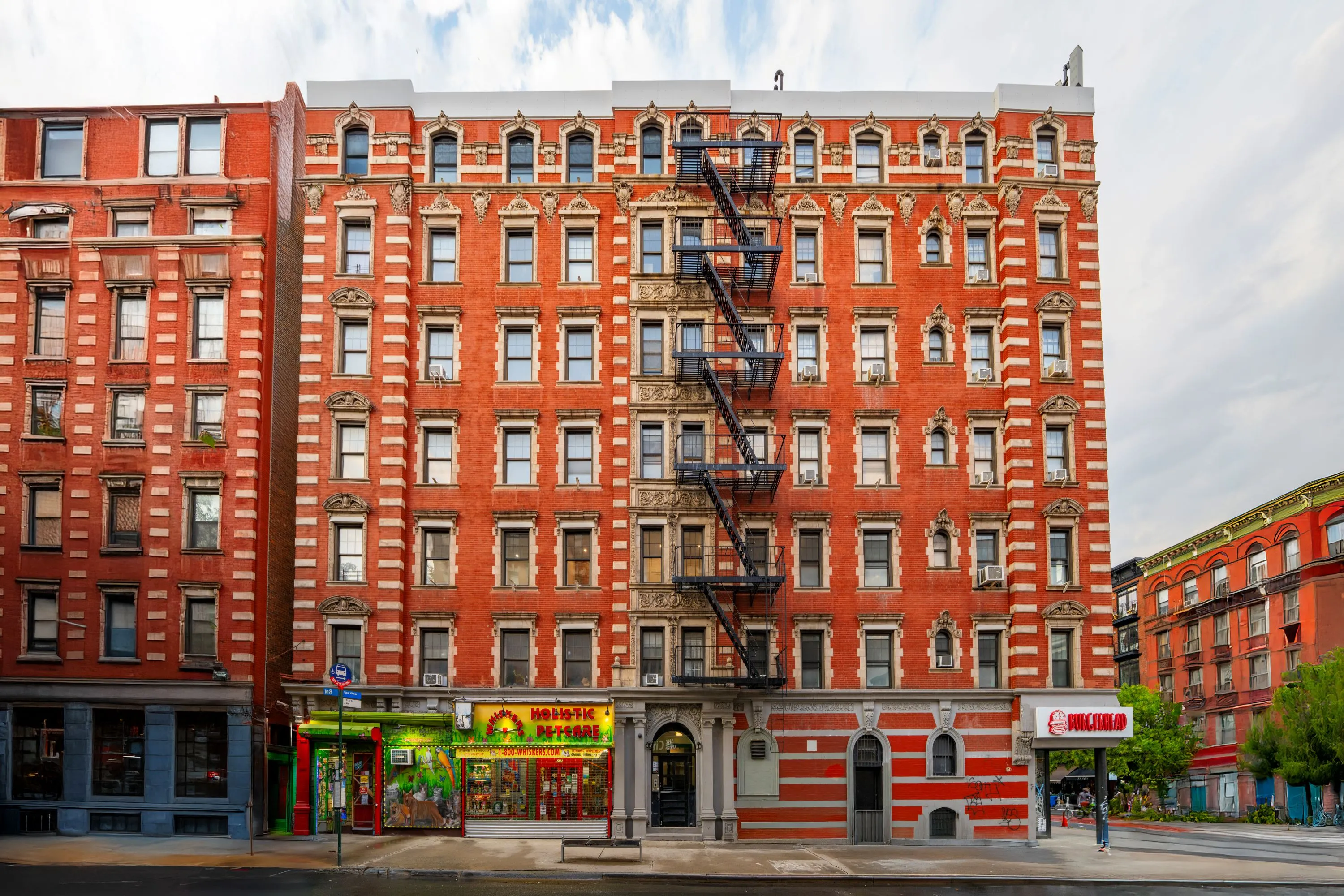 【定価の半額／額縁付】The Library East Village NY 定価の半額／額縁付】The Library East Village NY - メルカリ