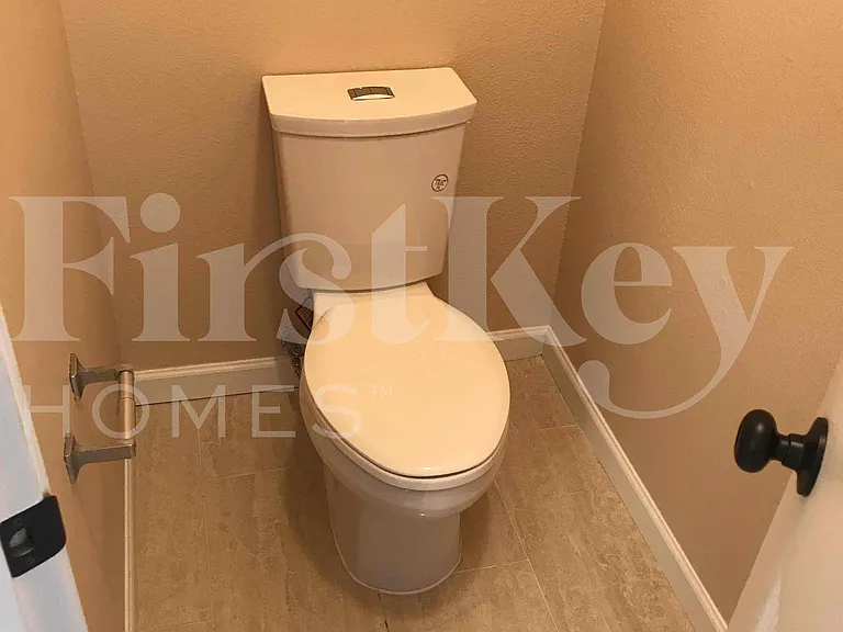 18222 Noble Forest Dr — Photo 16