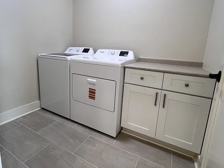Walk-In Laundry Room