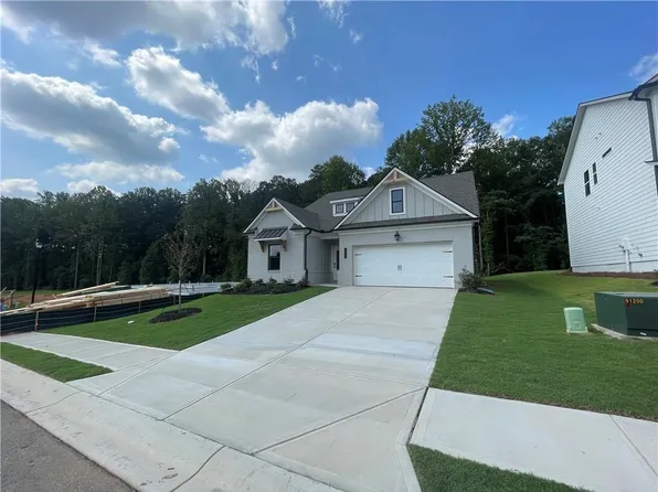 289 Wingate Dr, Winder, GA 30680