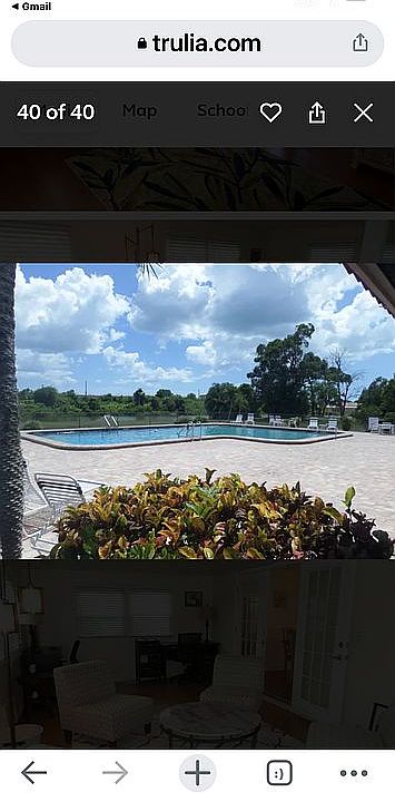 Club house Pool