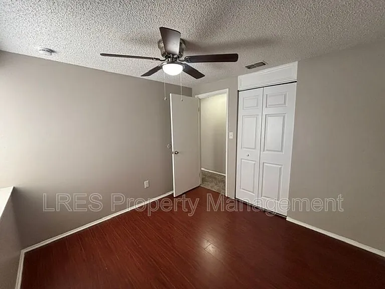 4974 Sanoma Vlg — Photo 12