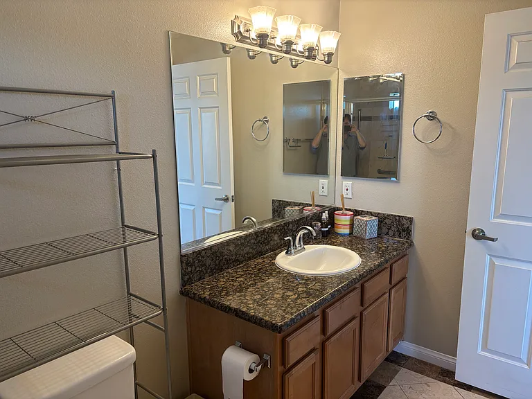 120 N Moore Ave #307 — Photo 5