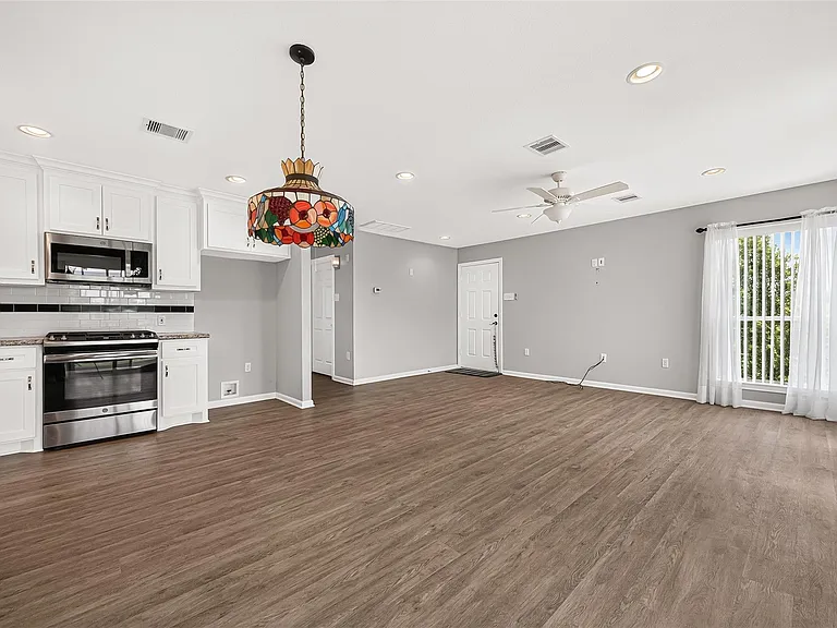 1415 Kennewick Ct — Photo 48