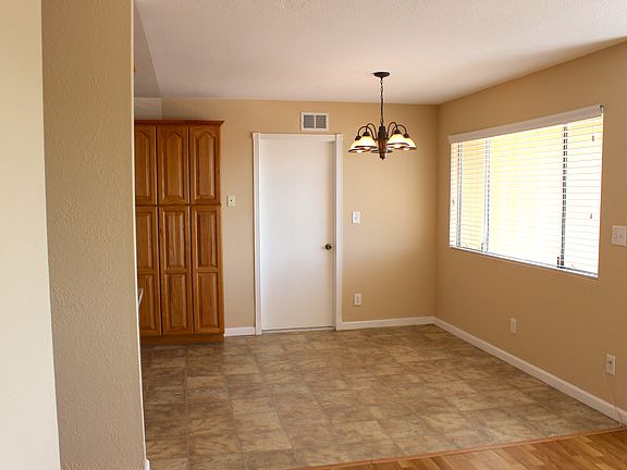 5th image of 5572 Chattanooga St