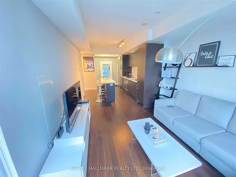 21 Widmer St #3607 — Photo 13
