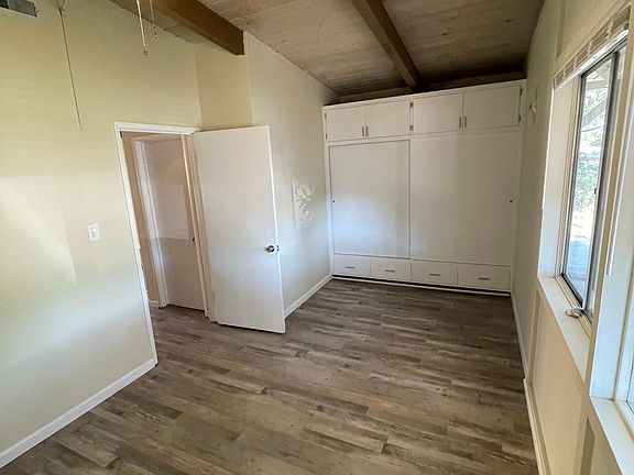 4th image of 1403 W Telegraph Ave