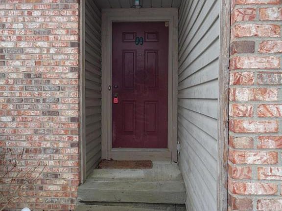 4th image of 1124 Hoover Lake Ct