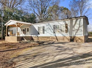 7933 Cherry Point Dr, Denver, NC 28037