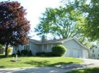 320 Elmwood Dr, Davison, MI 48423