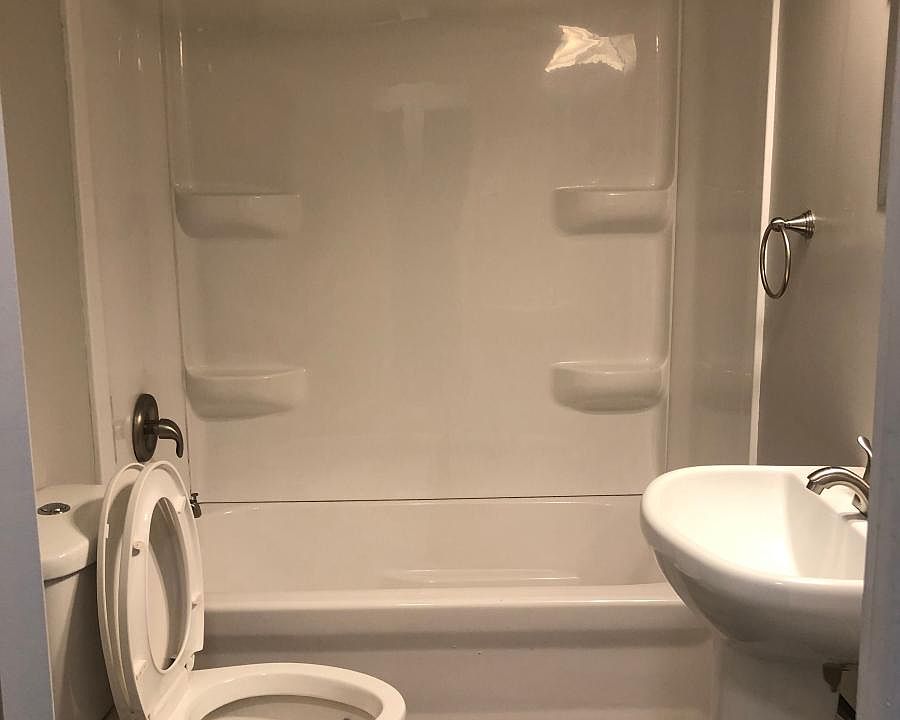 1st image of 2760 Island Hwy APT 1