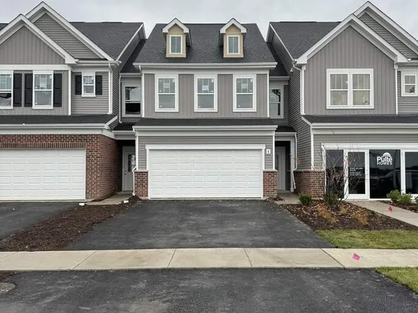 2165 Ryegrass Ln #71005, Bolingbrook, IL 60490