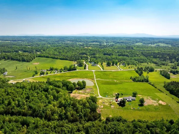 6591 Salem Valley Rd, Ringgold, GA 30736