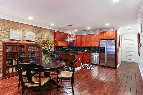 Sold by Corcoran | media 22