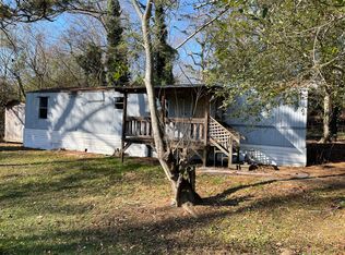 35 Fountain Cir, Woodstock, GA 30188