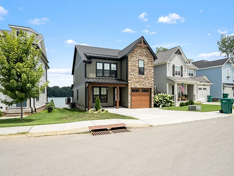 58 Barefoot Ln — Photo 84