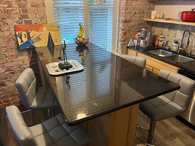 229 N Poplar St #20 — Photo 5
