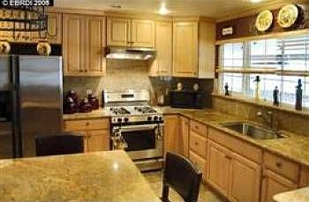 2nd image of 496 Violet Rd