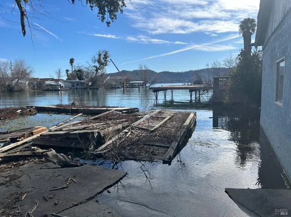 13451 Lakeshore Drive, Clearlake, CA 95424