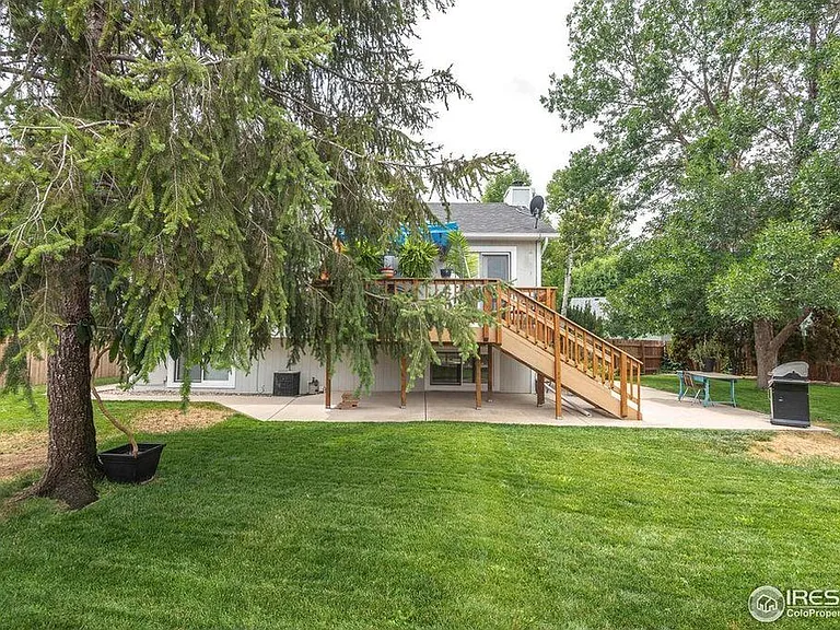 2197 Kennington Ct — Photo 37