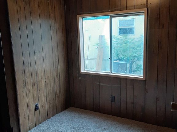 5th image of 401 Pine St #11