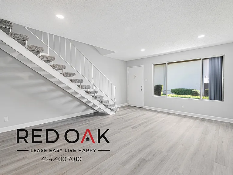 151 Drake St #23B — Photo 1
