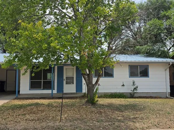 702 E Cedar St, Lamar, CO 81052