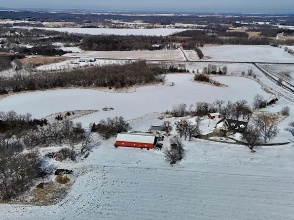 3825 County Road 40 NE, New London, MN 56273