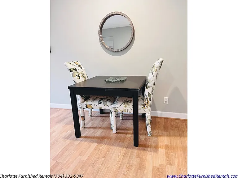 505 N Graham St #2 — Photo 9