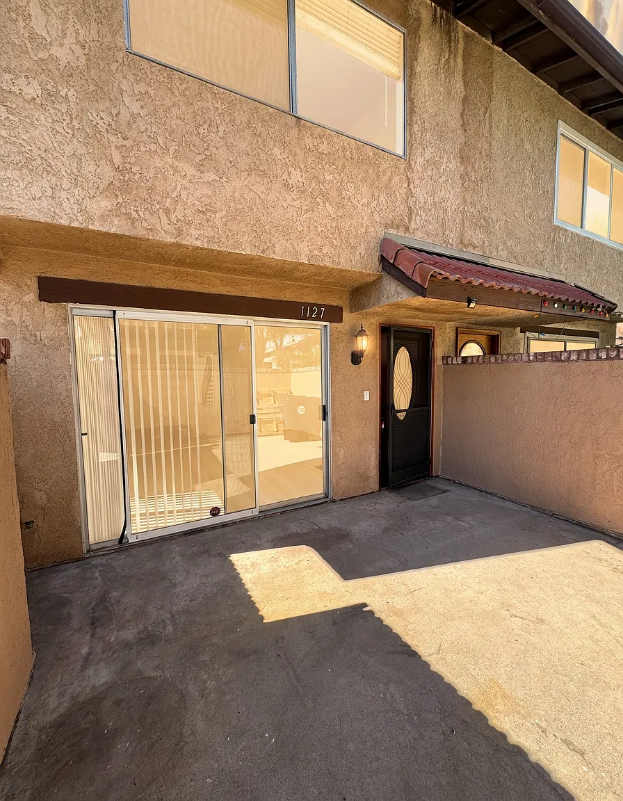 1127 Calle Linares - 1 — Photo 3
