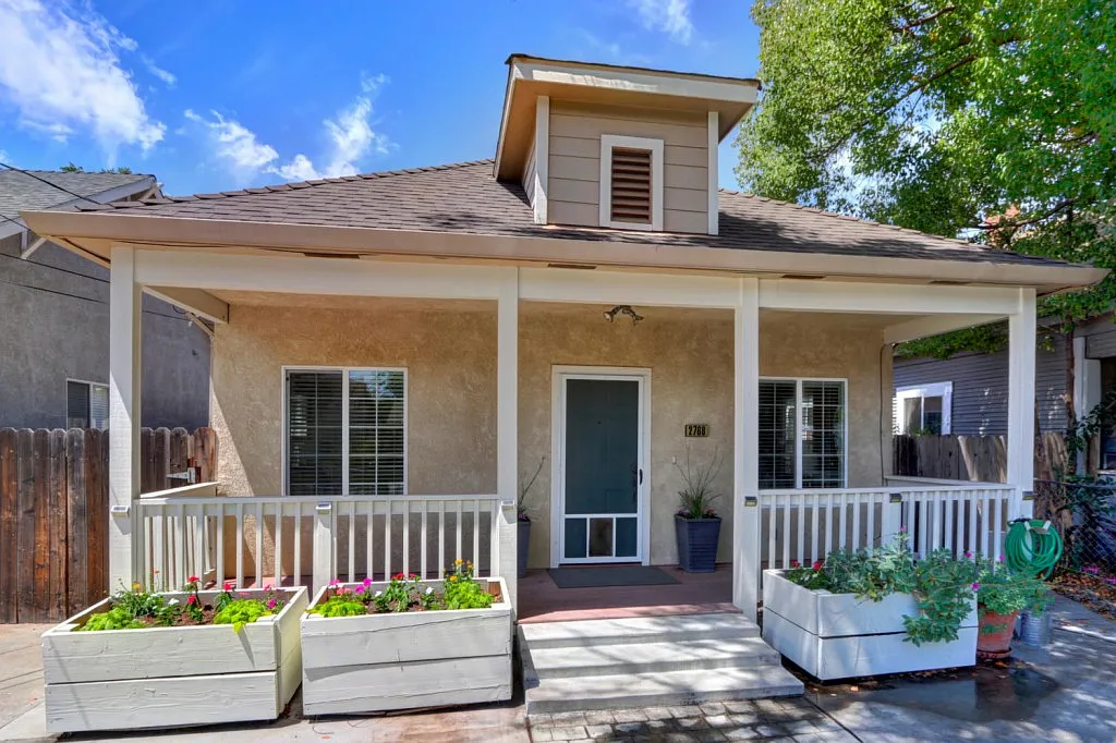 2768 Santa Clara Way photo 1
