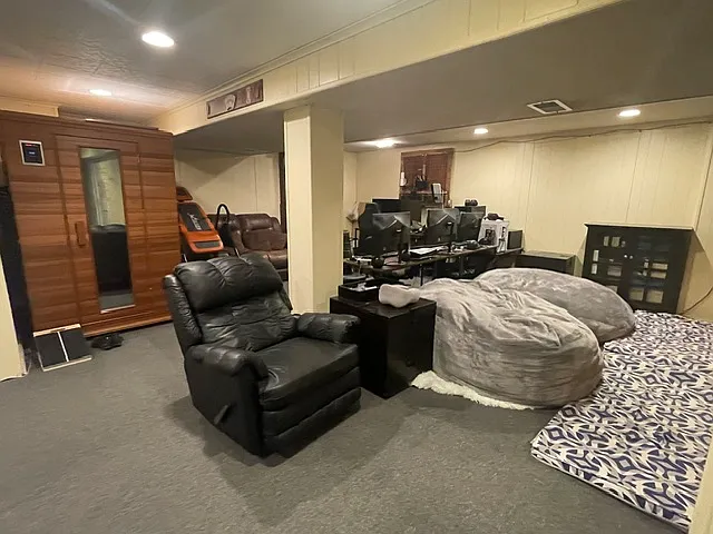 1104 Desale St SW — Photo 30