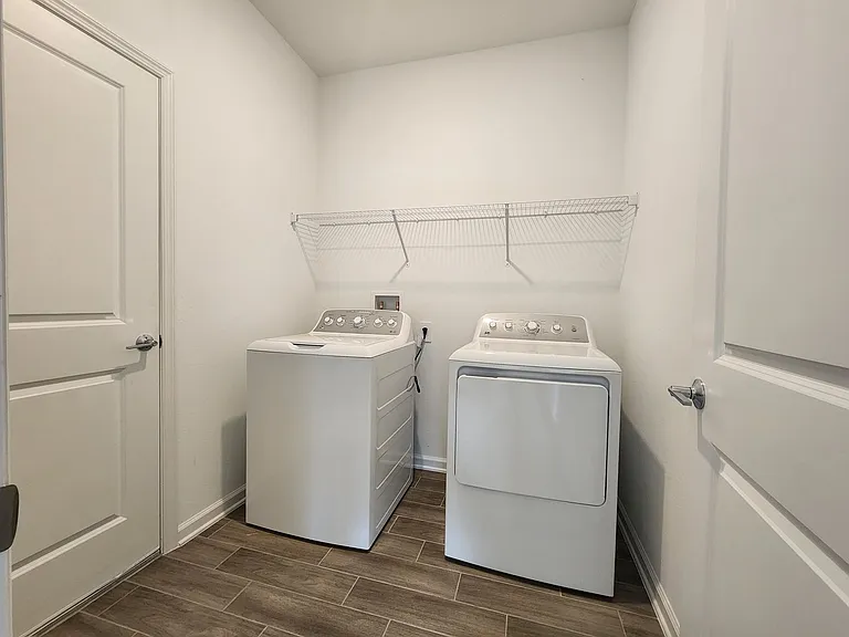6278 Lakepine St — Photo 21