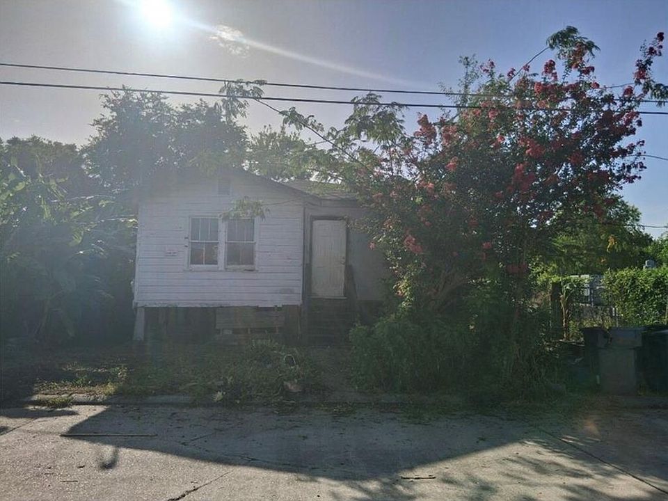 1st image of 334 Cenac St