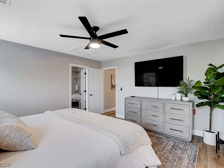 10400 Raining Sky St — Photo 18