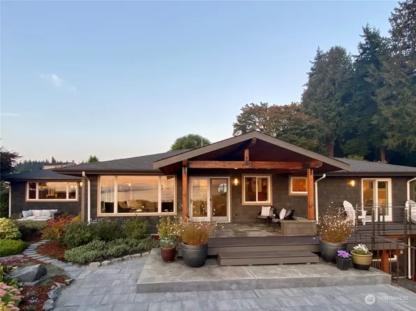 17701 17th Avenue NW, Shoreline, WA 98177